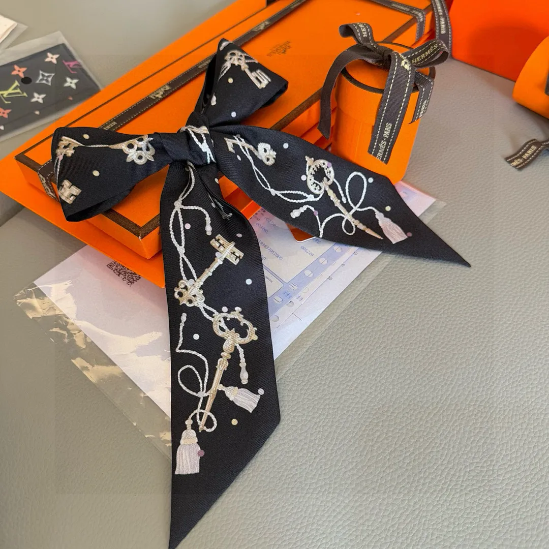 scarf 0183