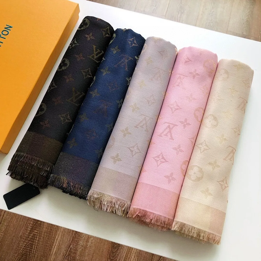 scarf 0111