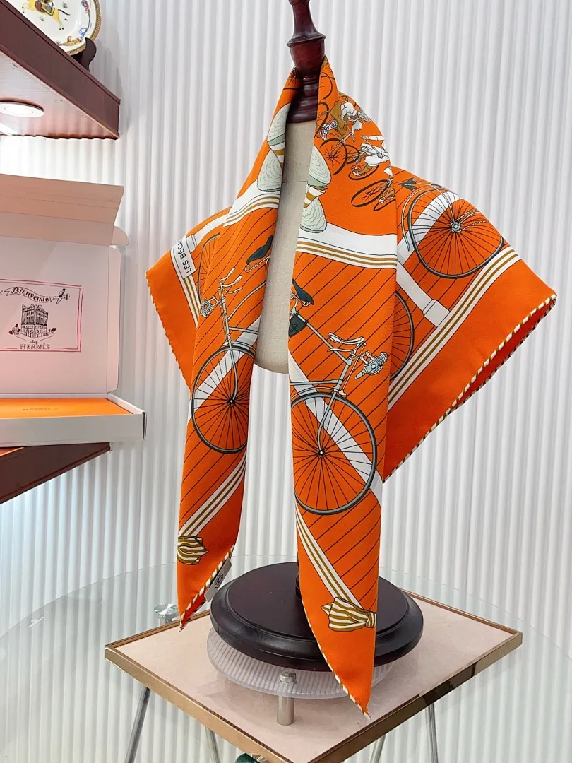 scarf 0038