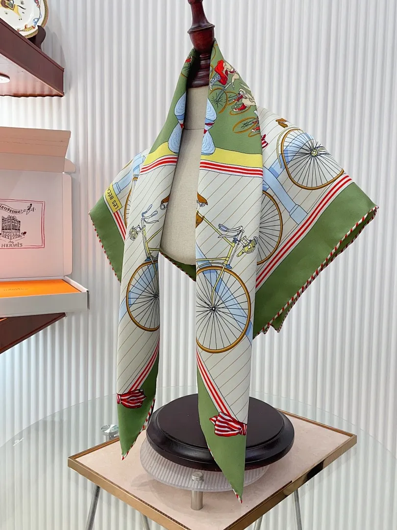scarf 0036