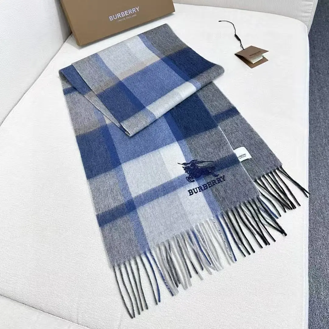 scarf 0038