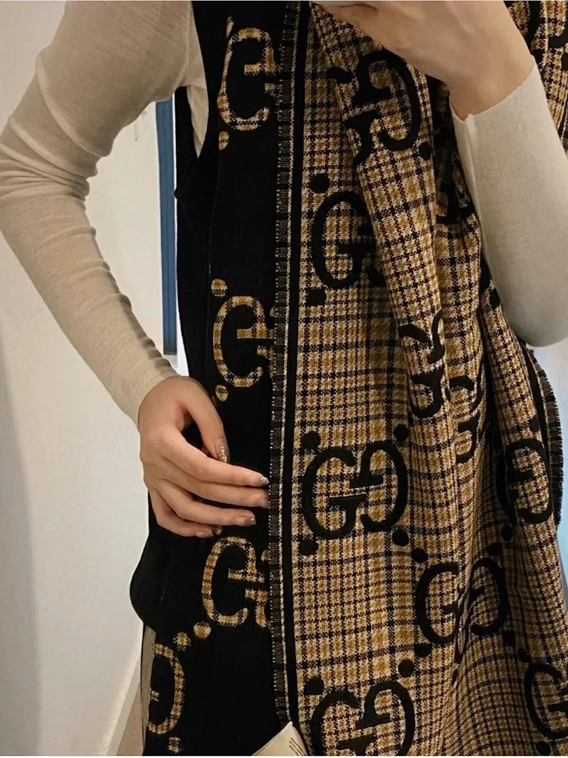 scarf 0121