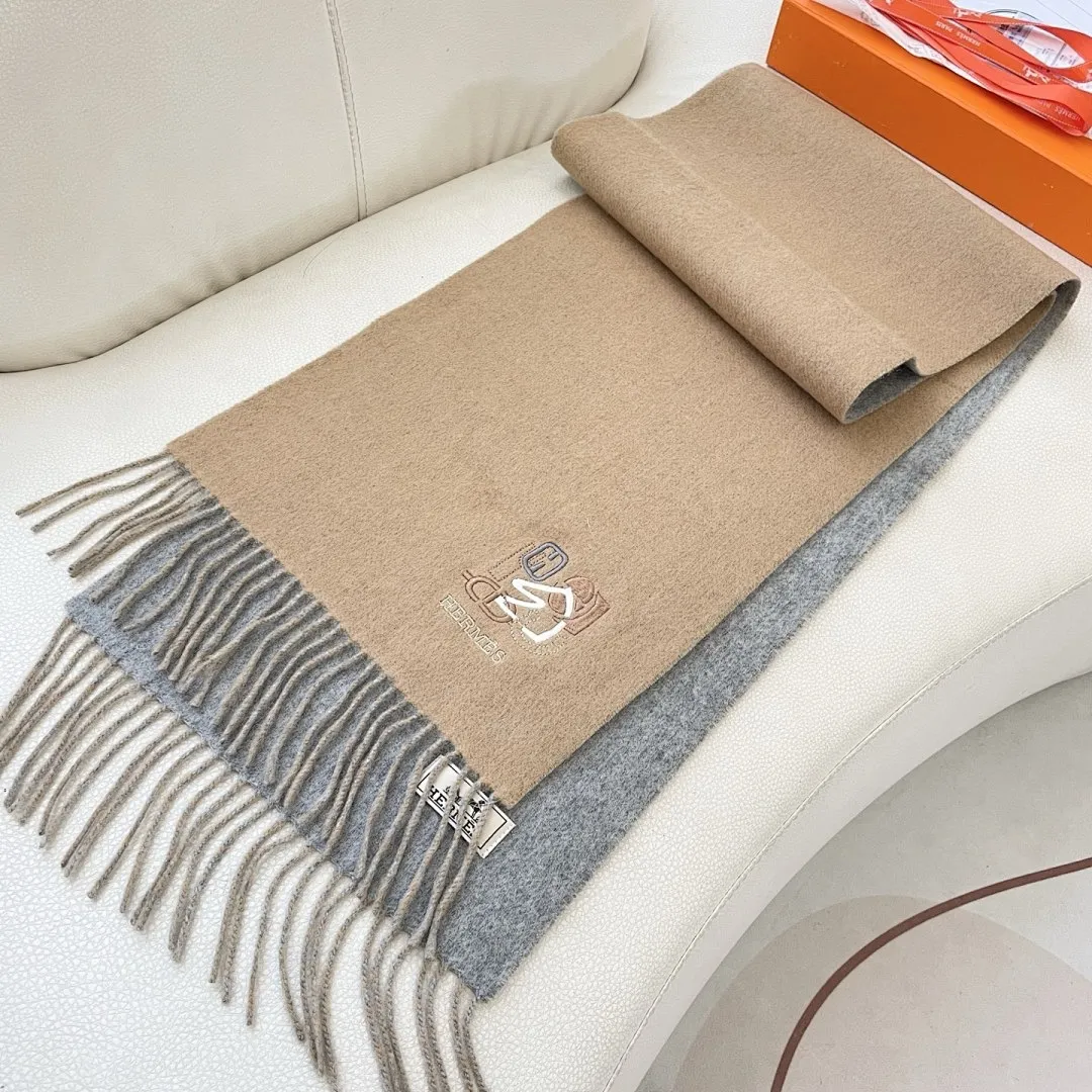 scarf 0081