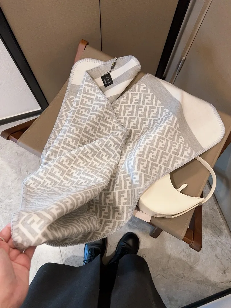 scarf 0091