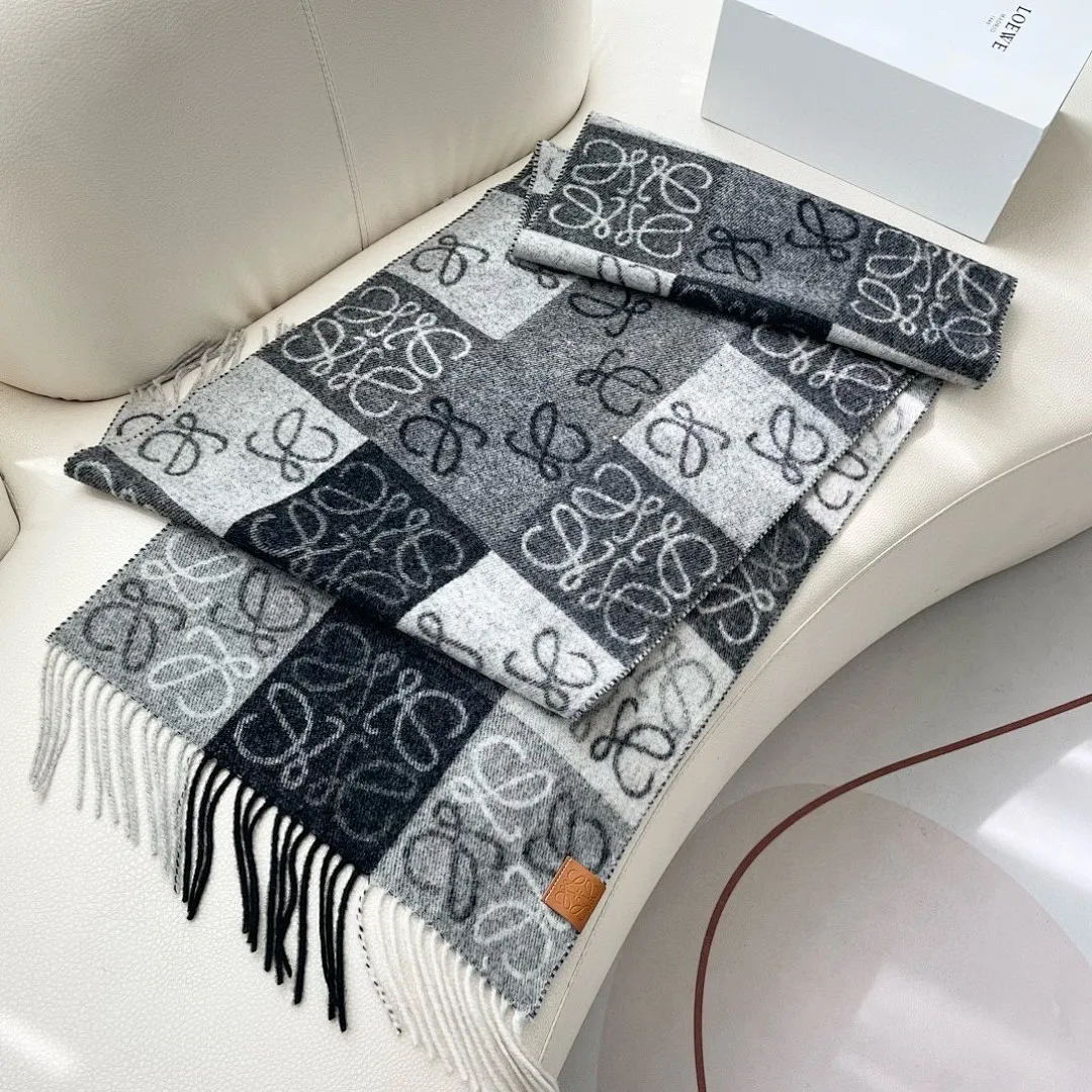 scarf 0085