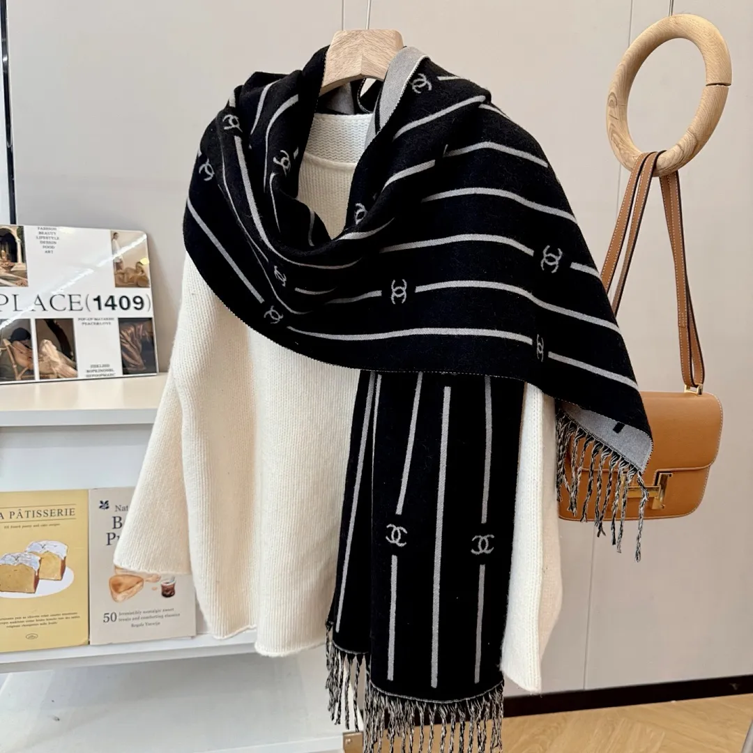 scarf 0068