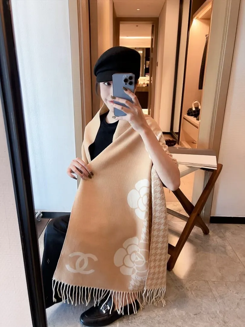 scarf 0046