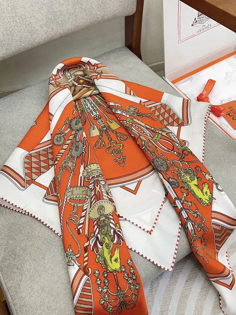 scarf 0052