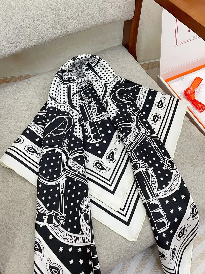 scarf 0051