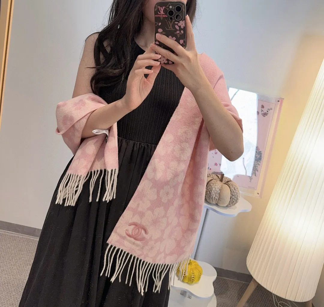 scarf 0012