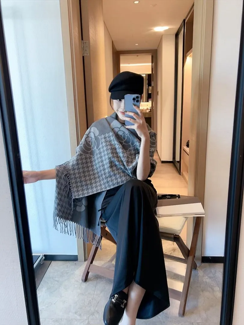 scarf 0045