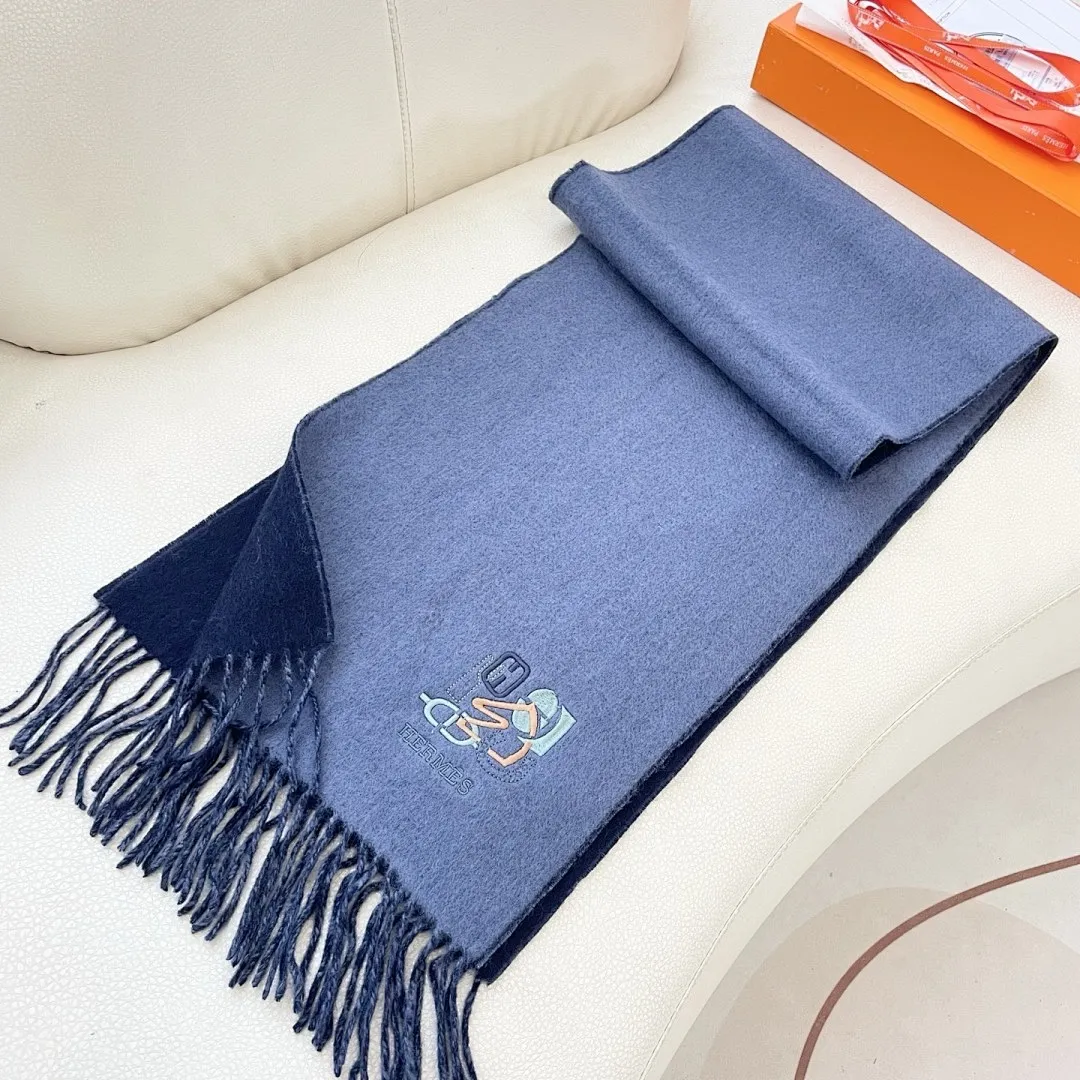 scarf 0082
