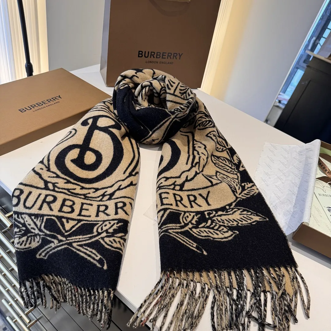 scarf 0245