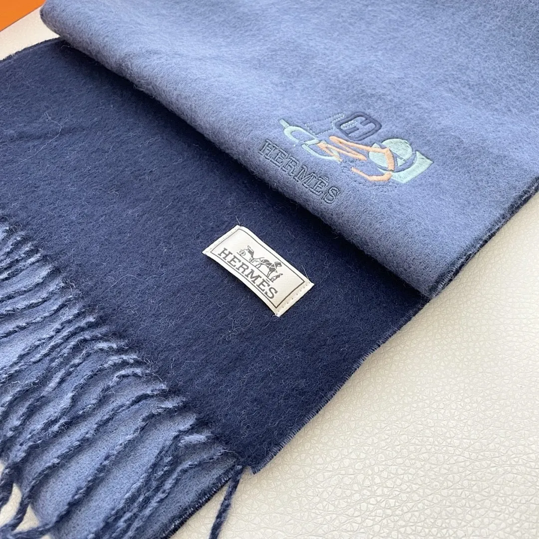 scarf 0082