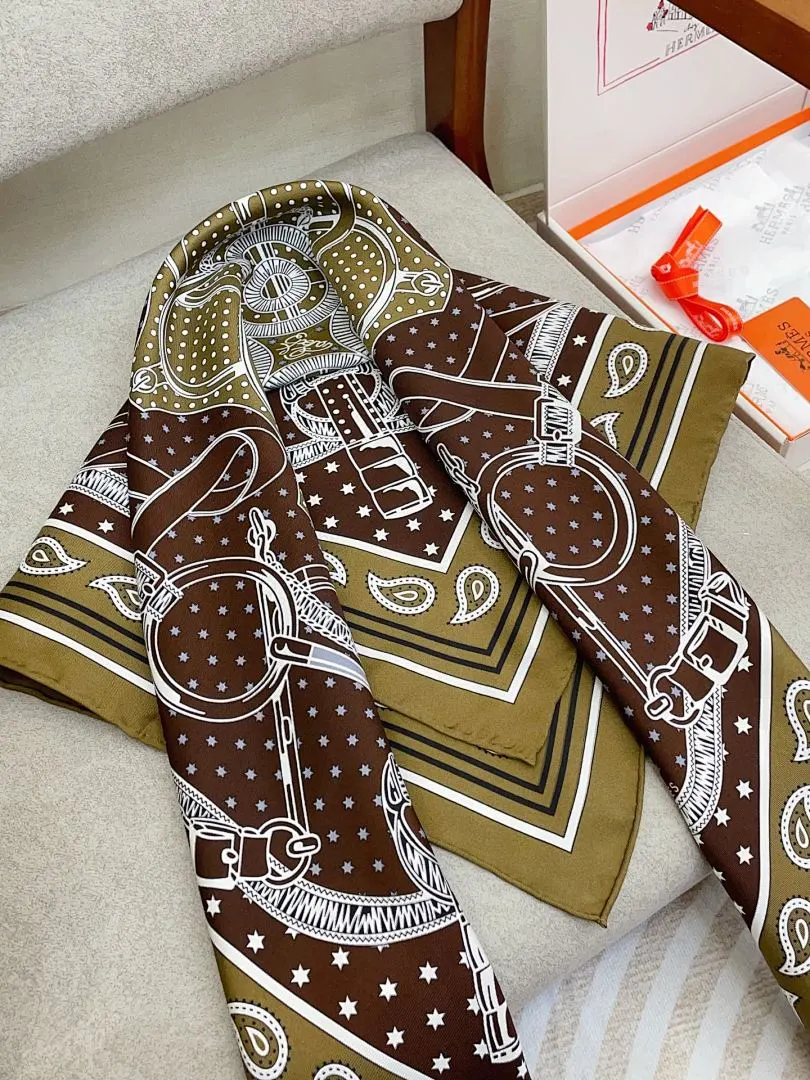 scarf 0047