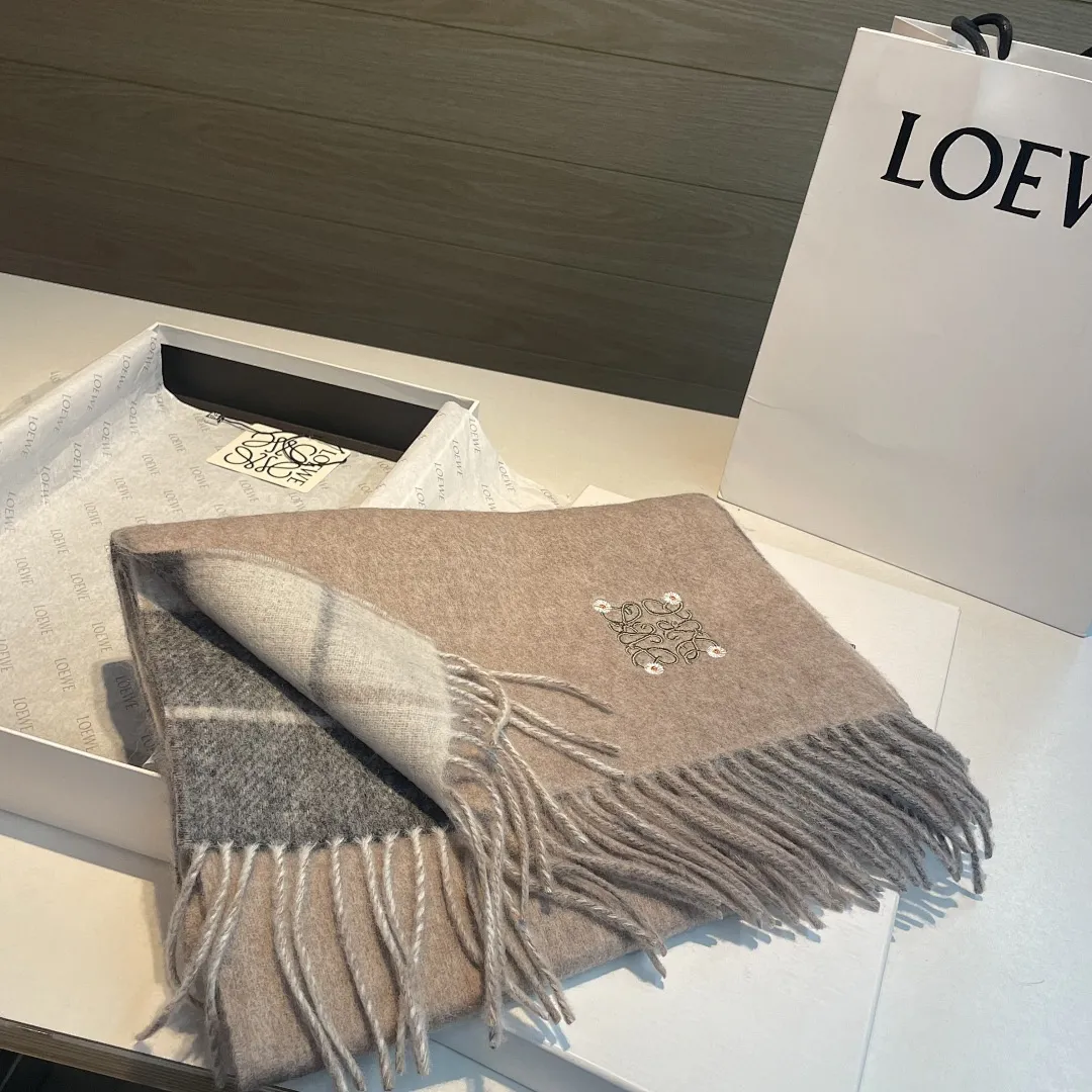 scarf 0001