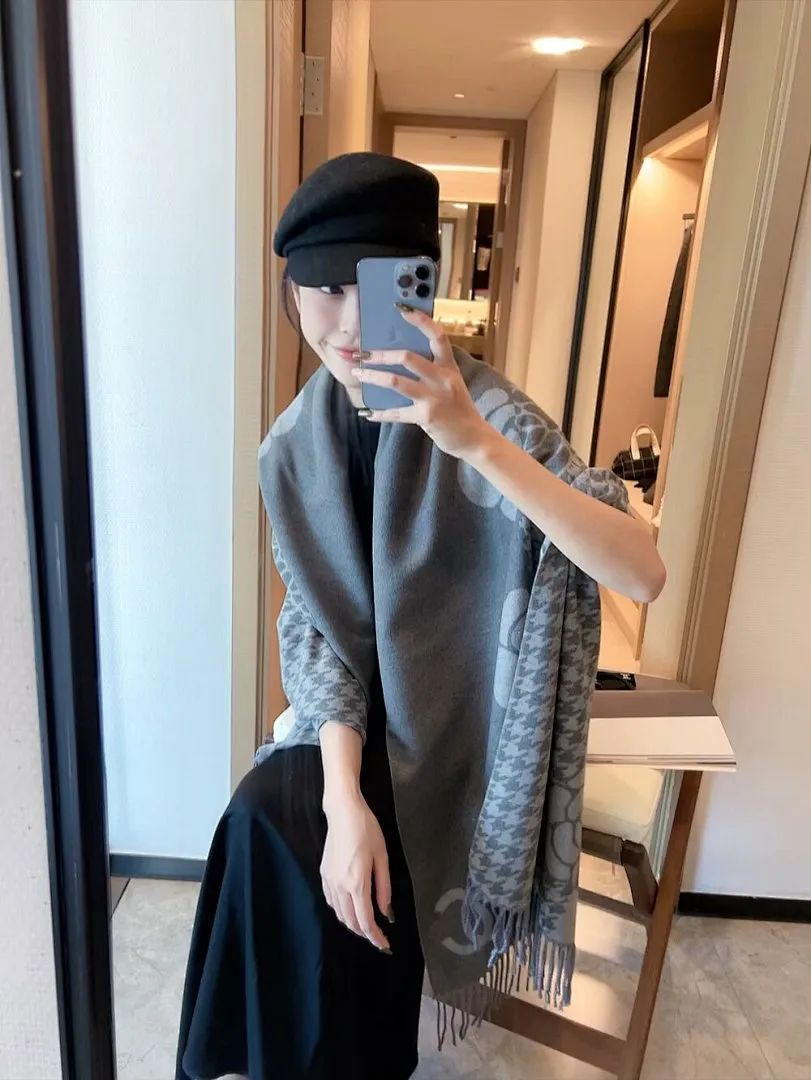 scarf 0045