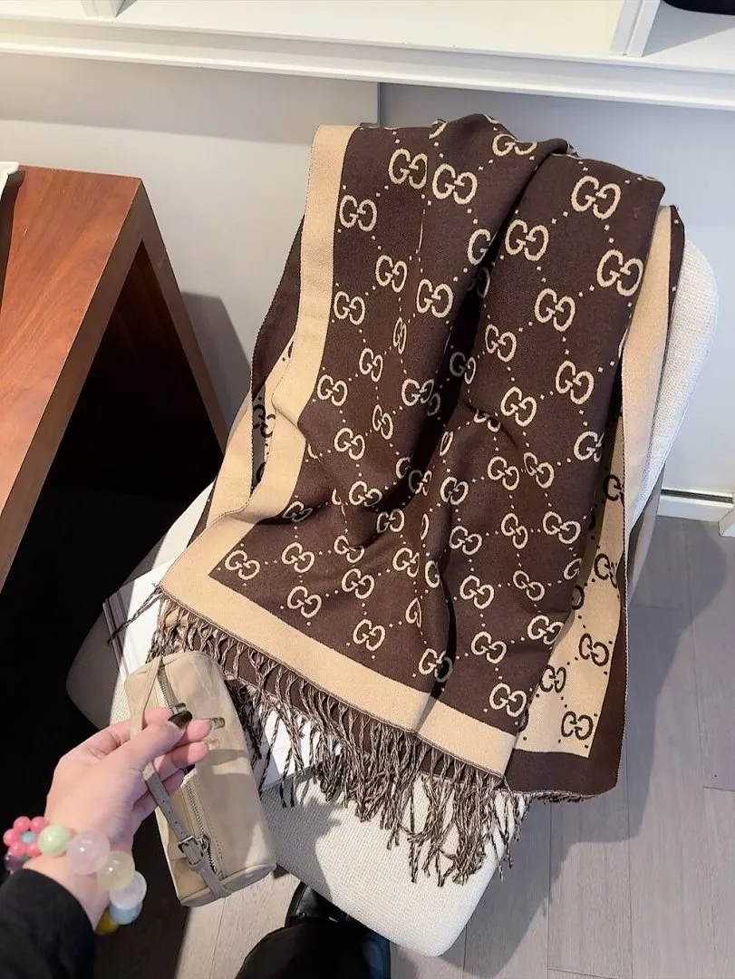 scarf 0063