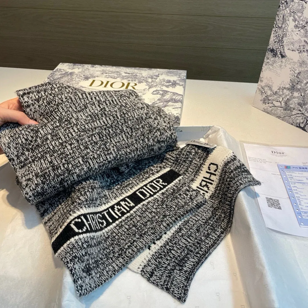 scarf 0004