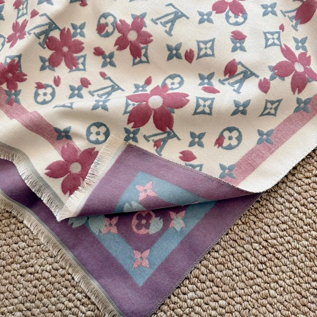 scarf 0043