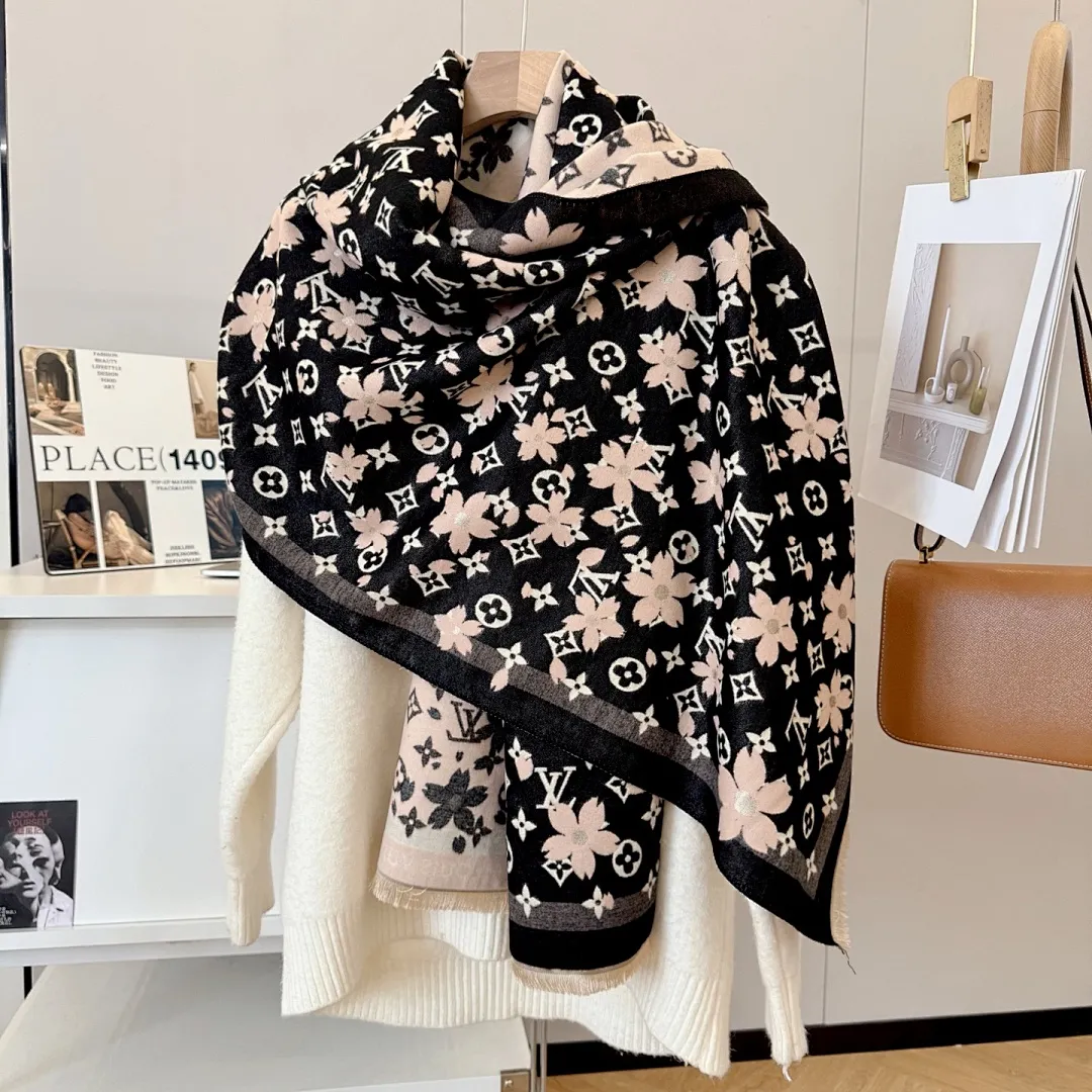 scarf 0044