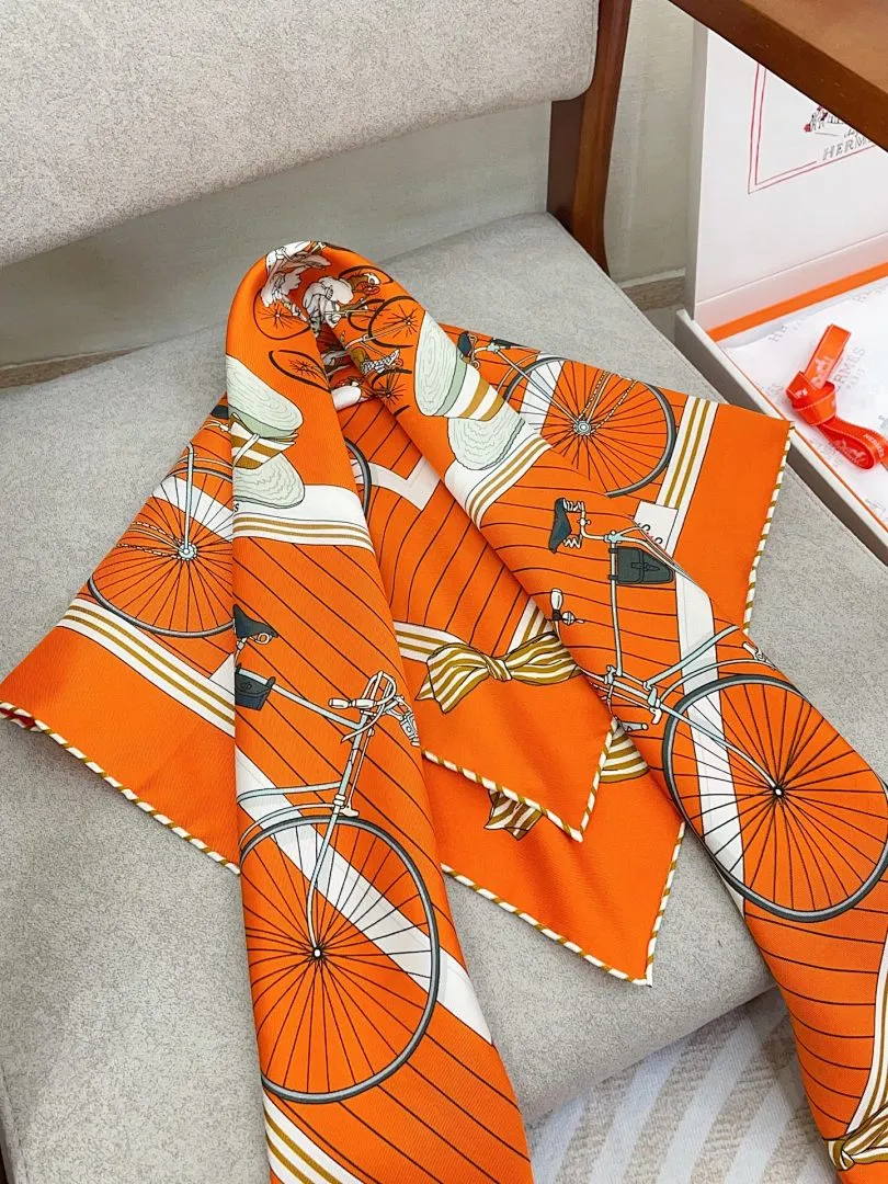 scarf 0038