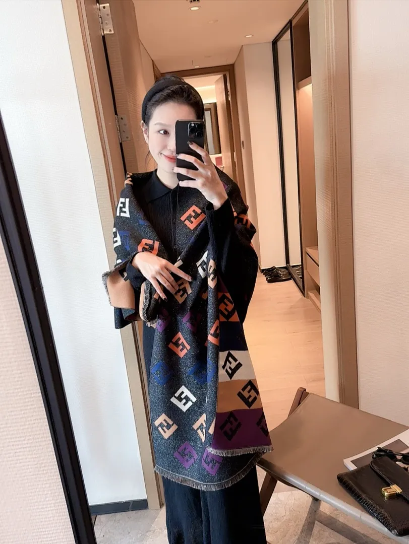 scarf 0109