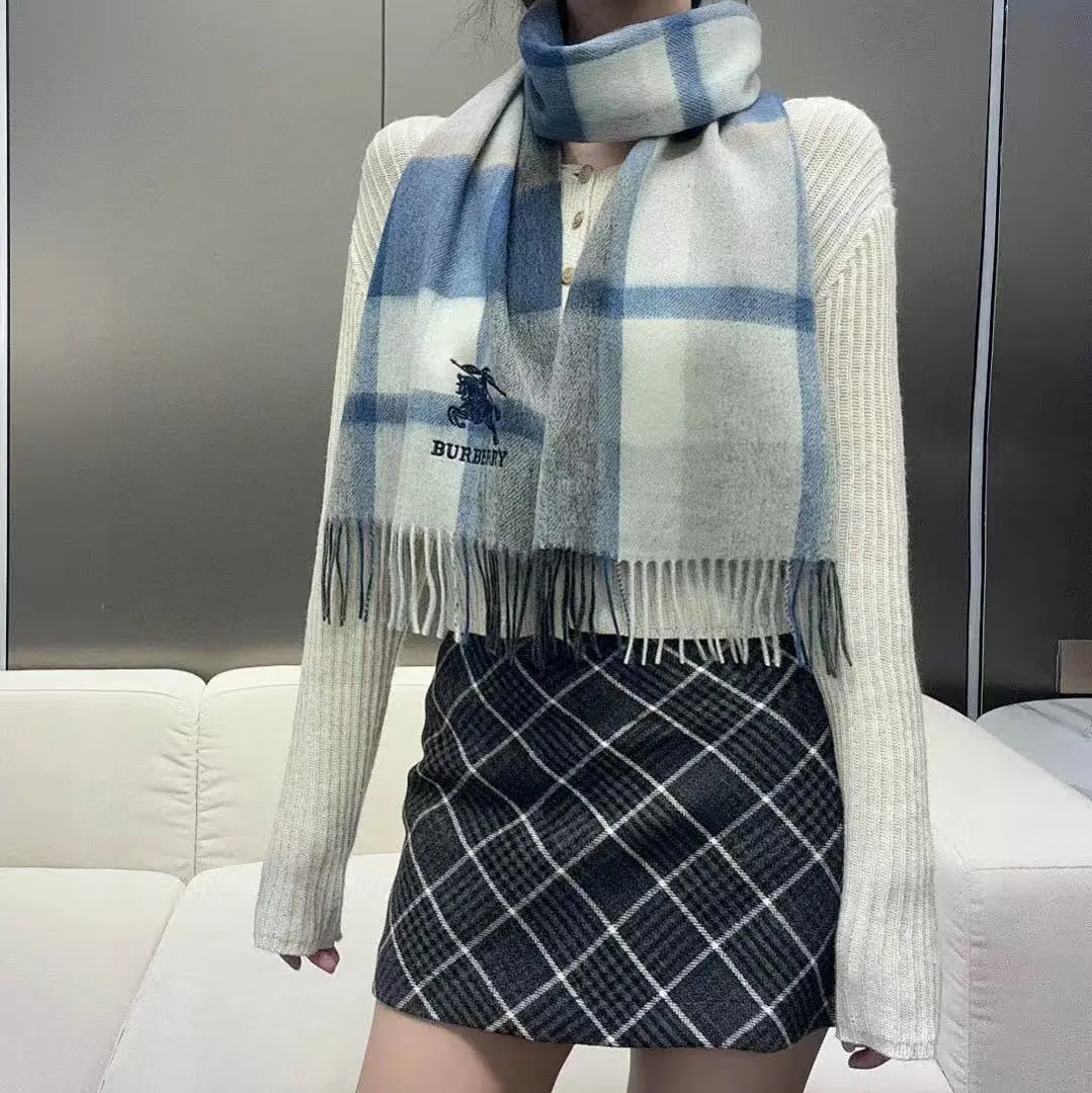 scarf 0038