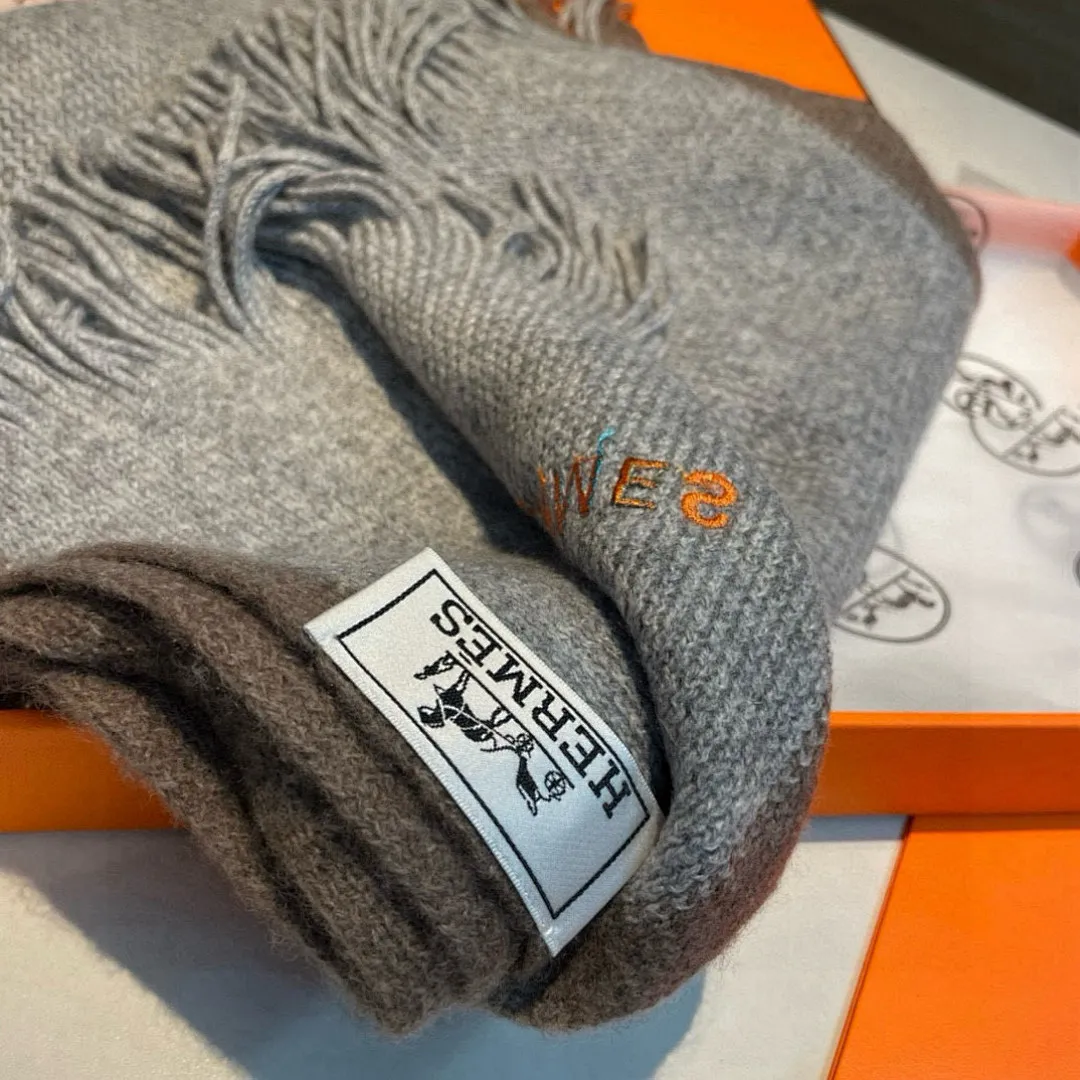 scarf 0240