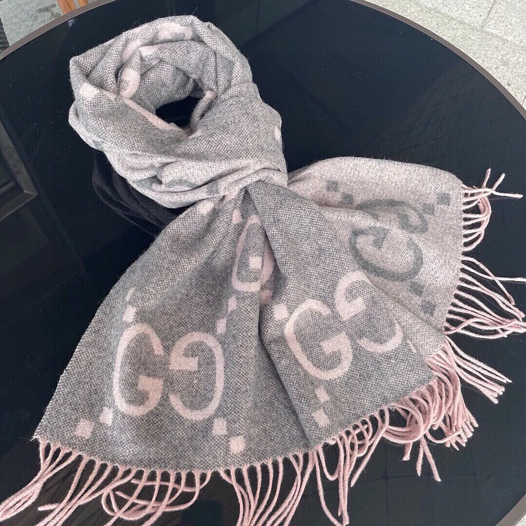 scarf 0083