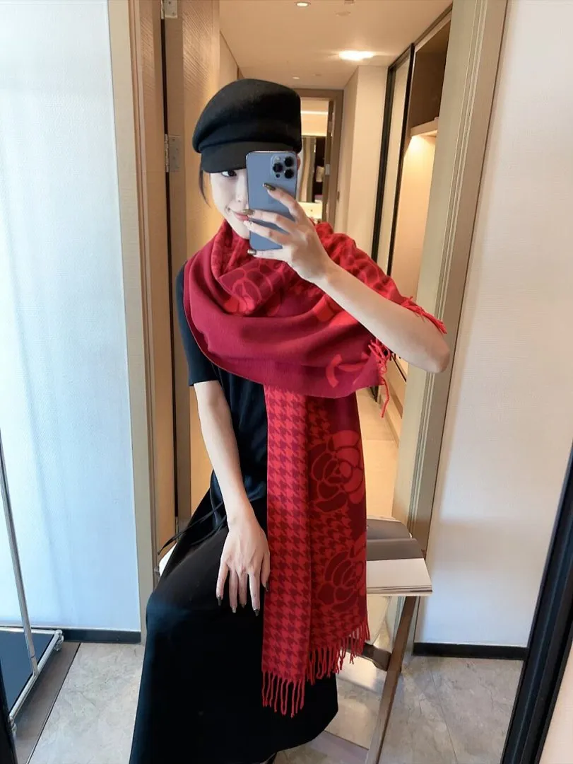 scarf 0045