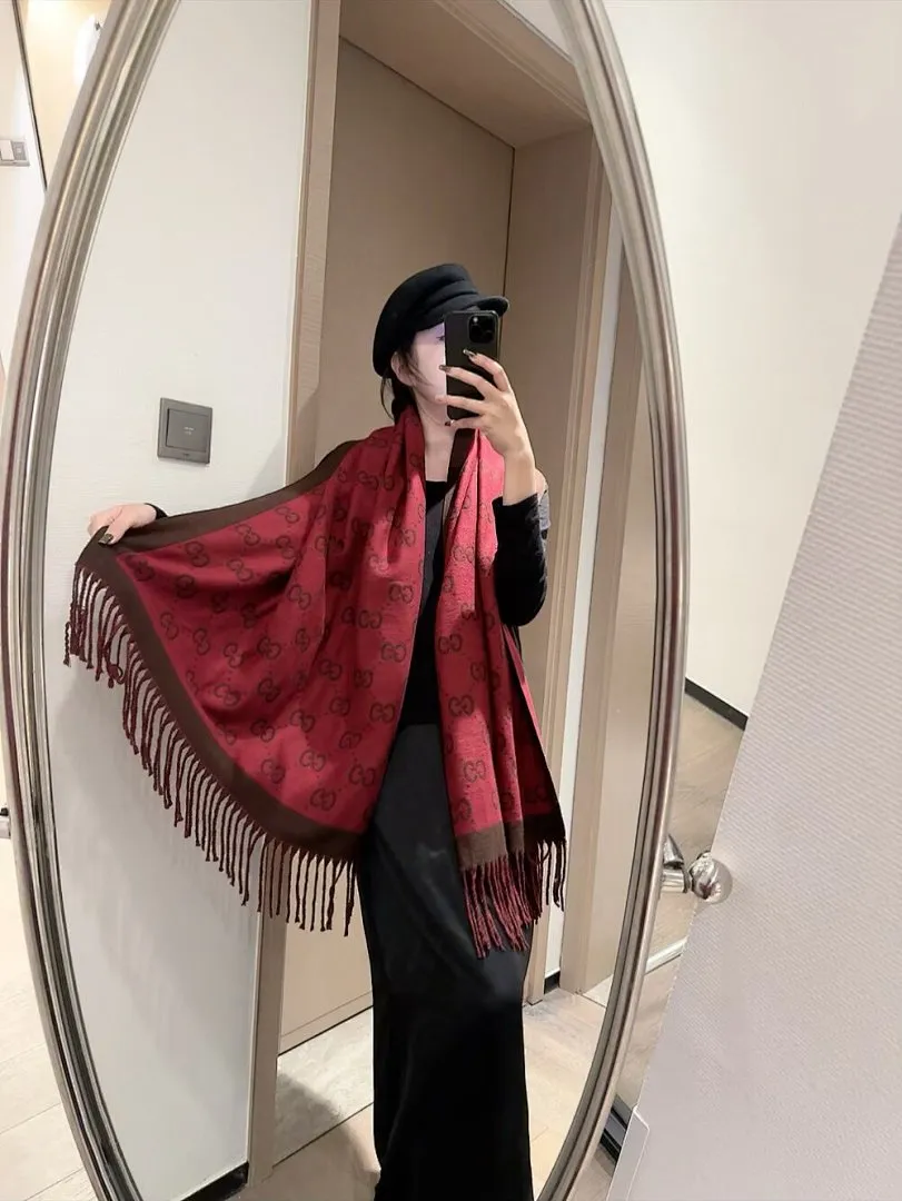 scarf 0062