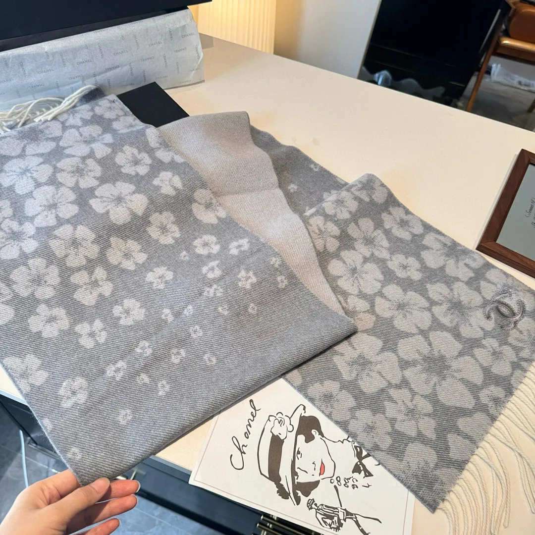 scarf 0013