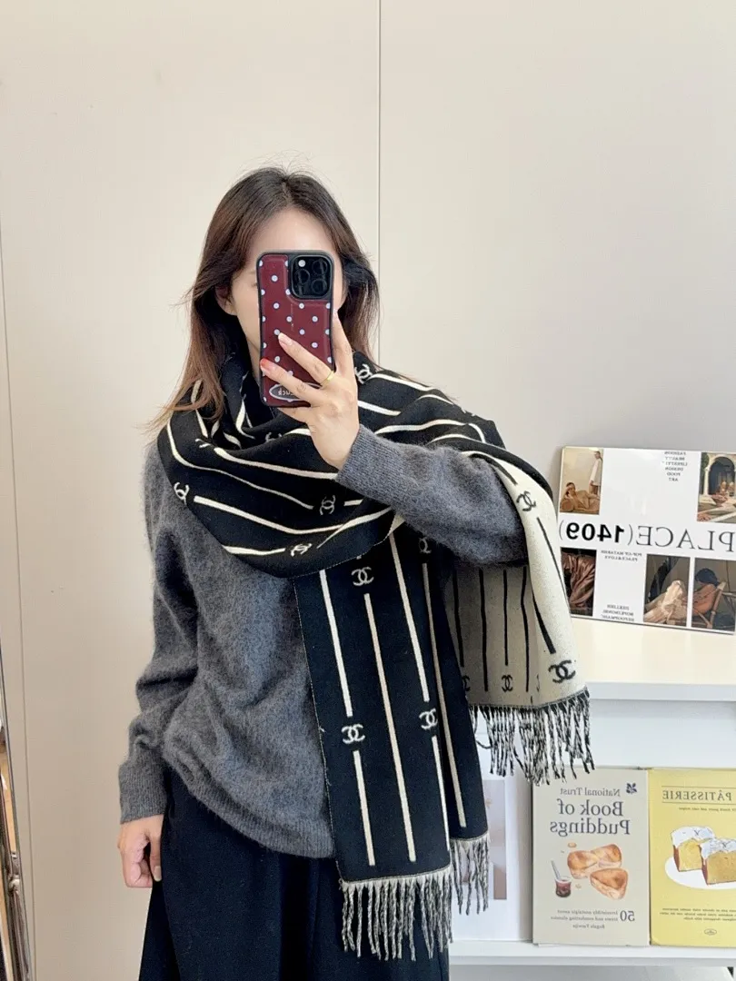 scarf 0068