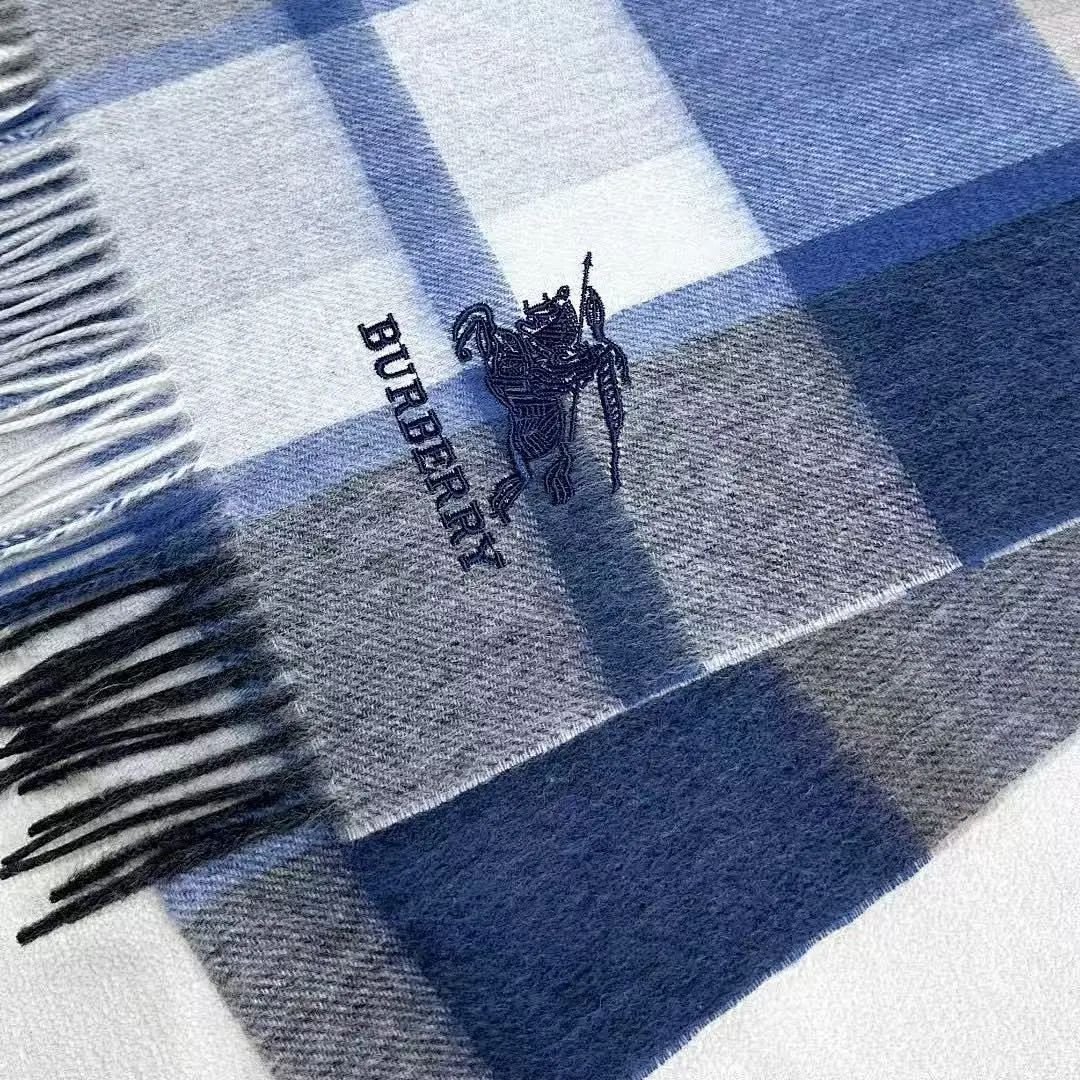 scarf 0038
