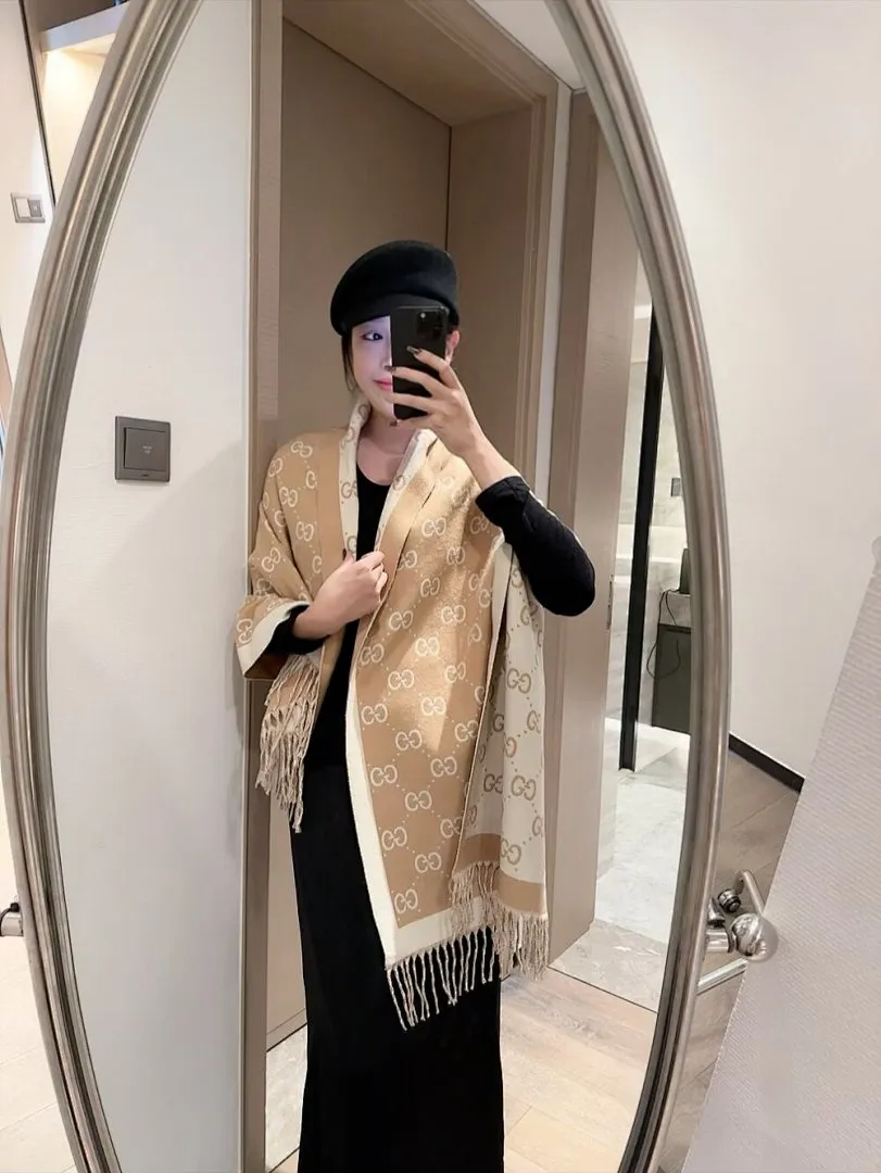 scarf 0061