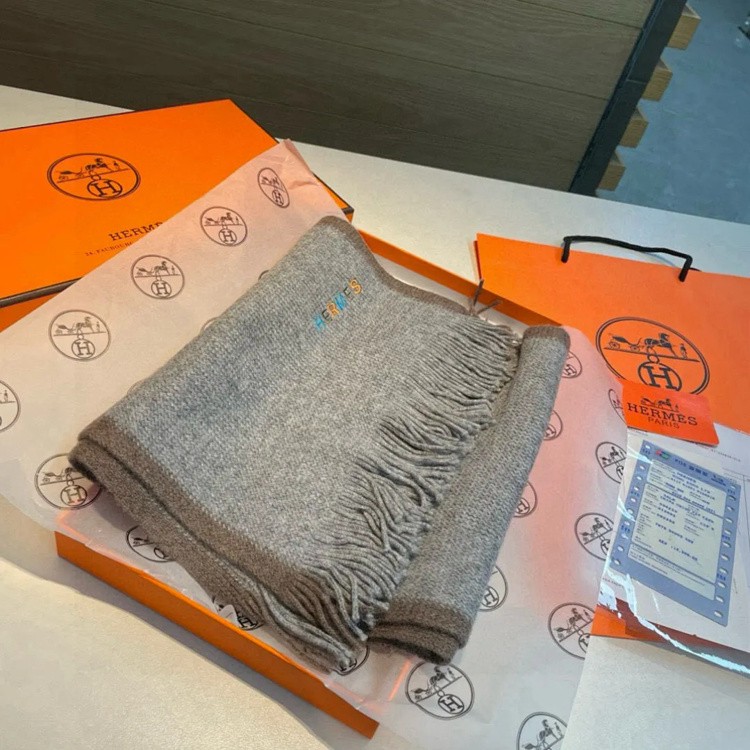 scarf 0240