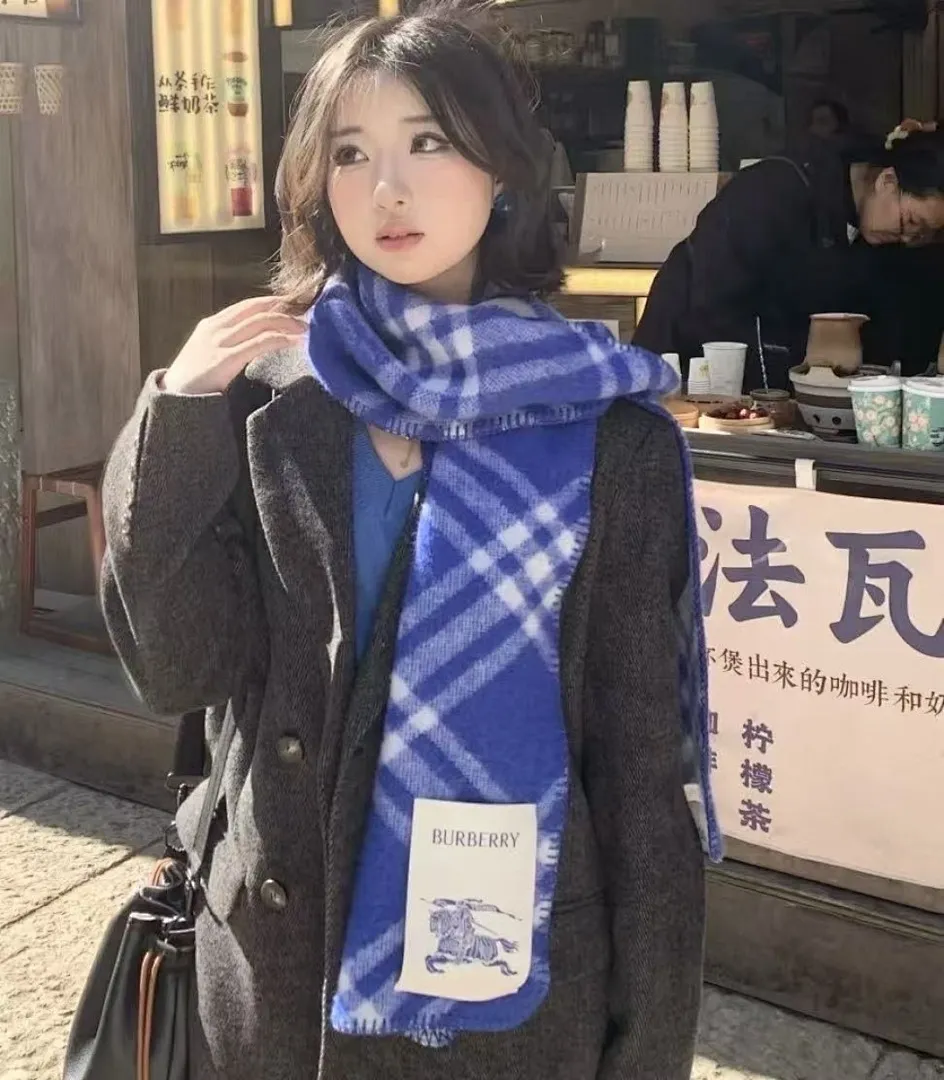 scarf 0075