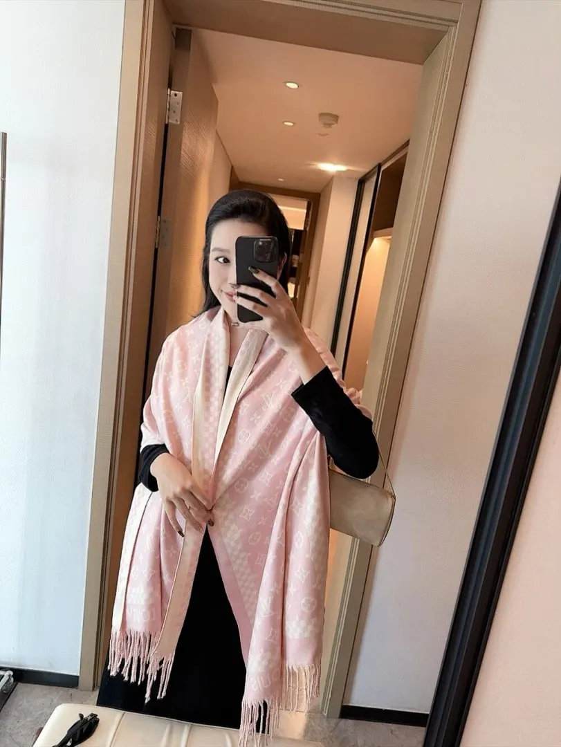 scarf 0060