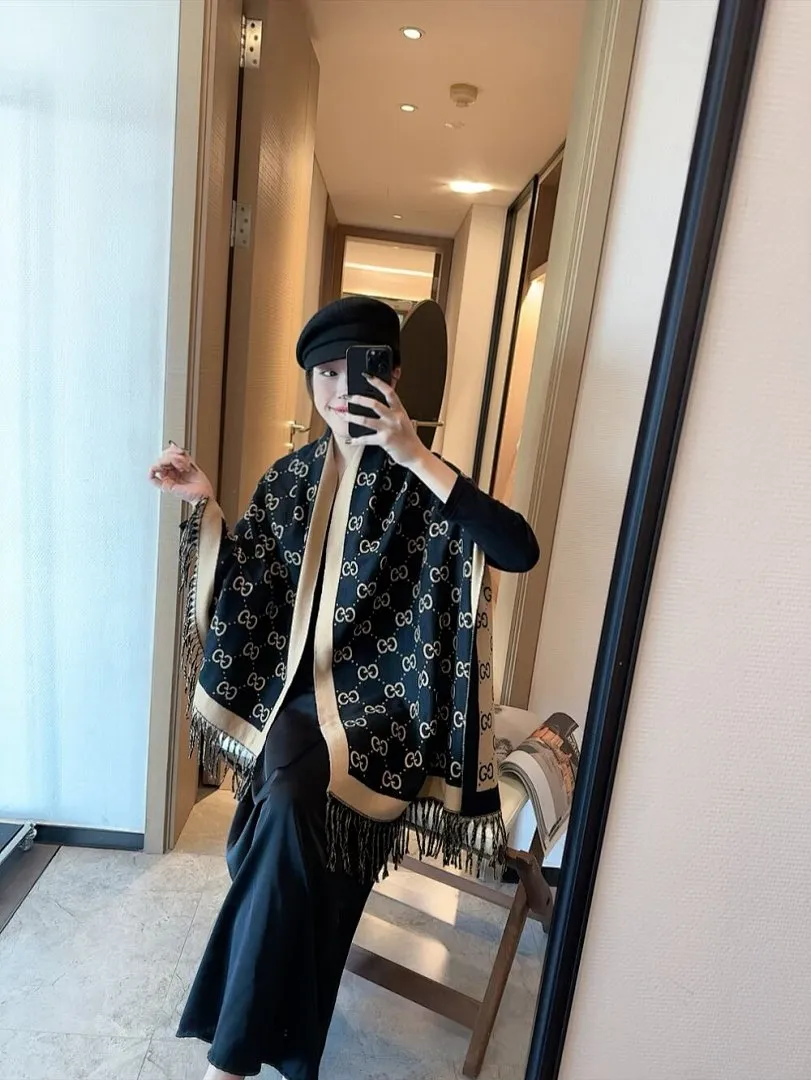 scarf 0061