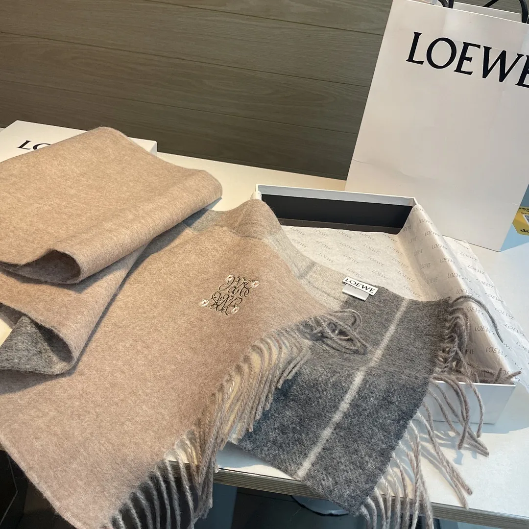 scarf 0001