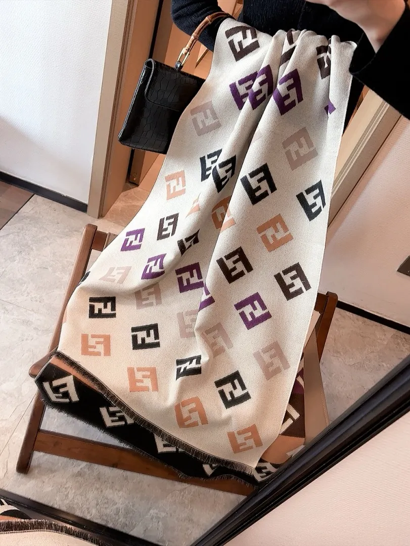 scarf 0108