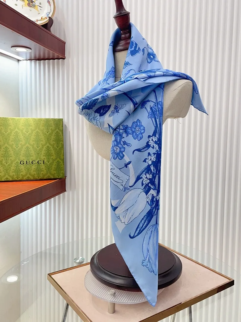 scarf 0023