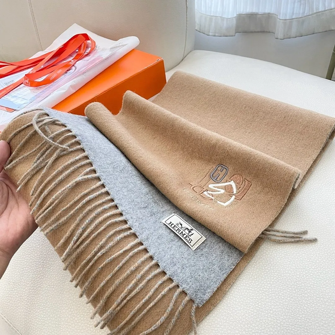 scarf 0081