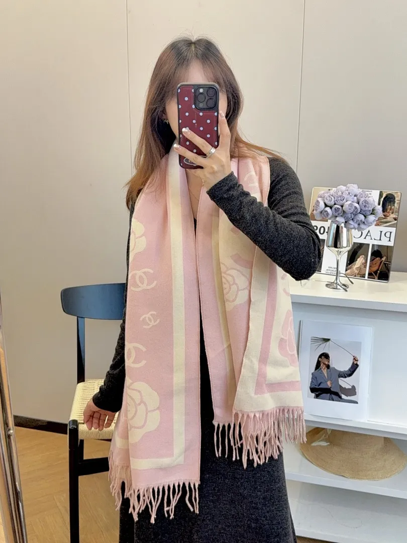scarf 0049