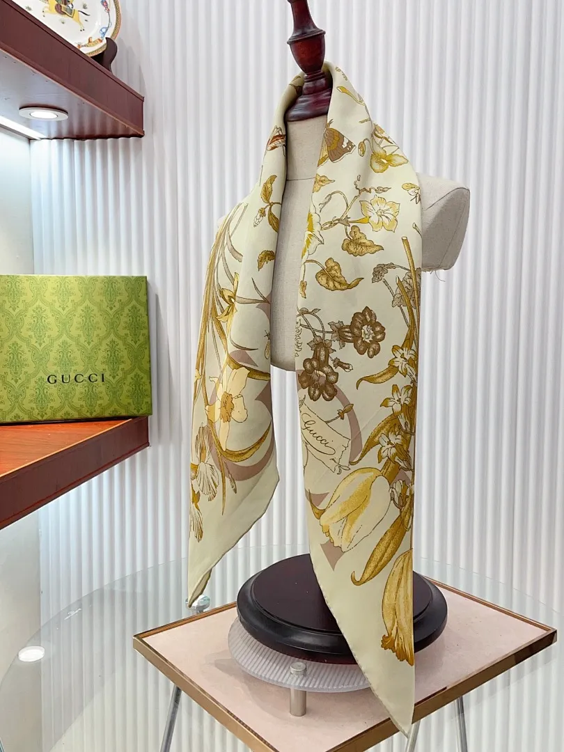 scarf 0024