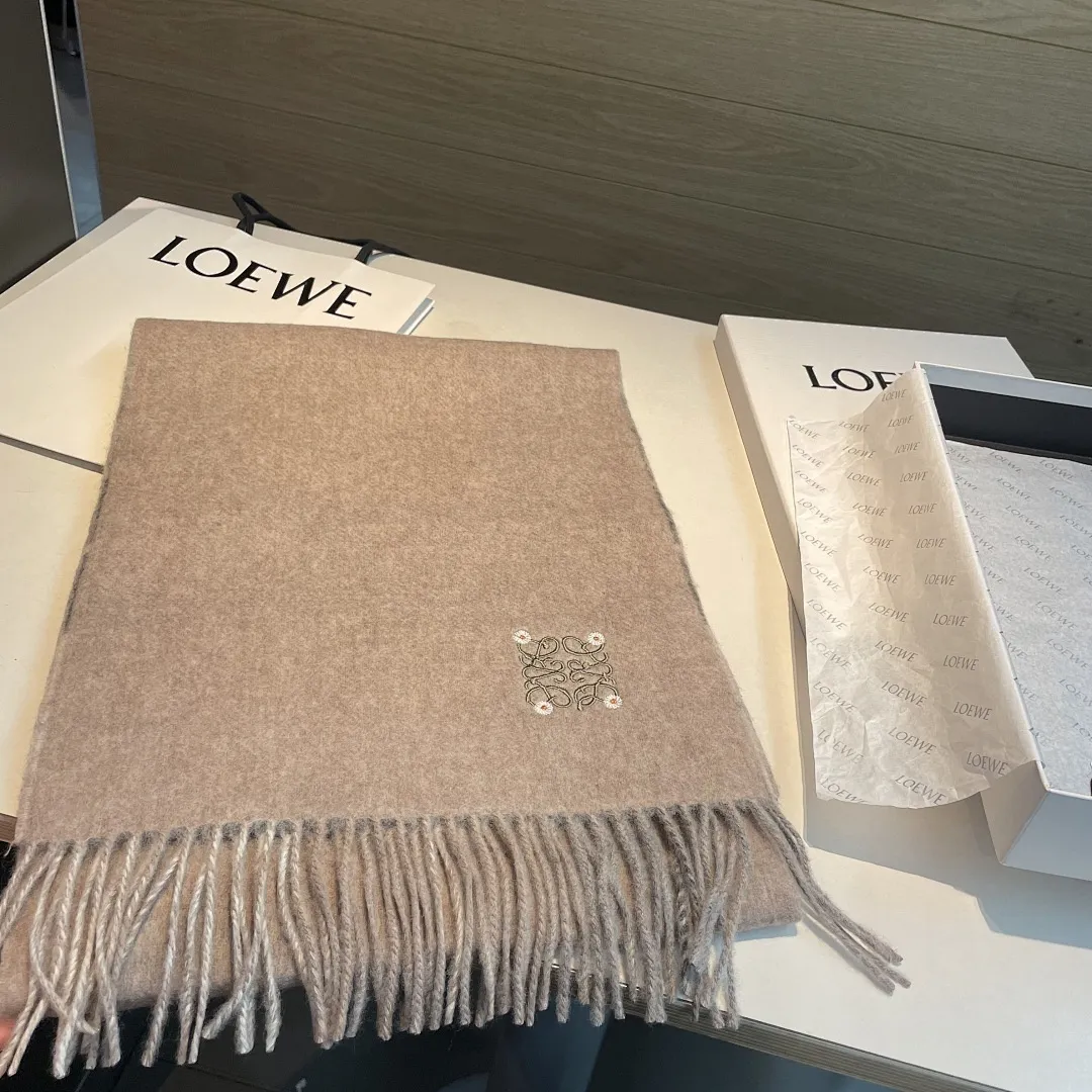 scarf 0001