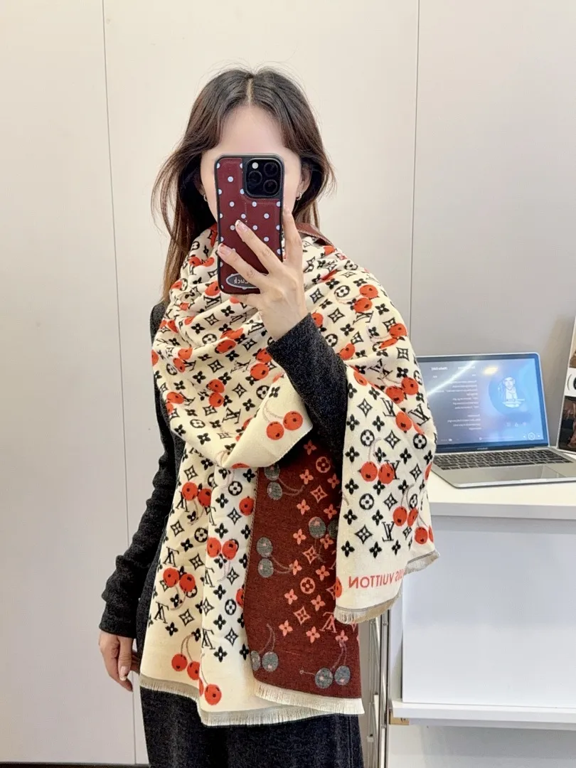 scarf 0041