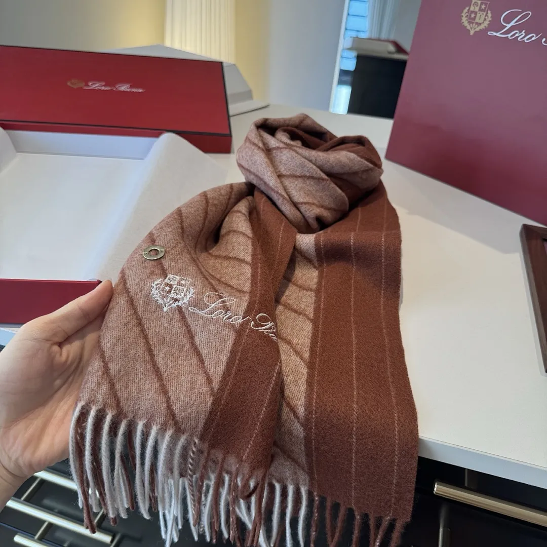 scarf 0098