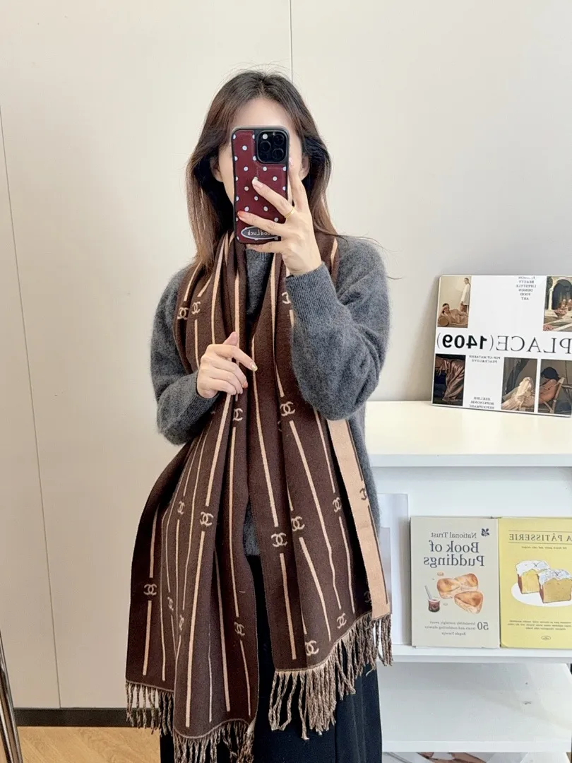 scarf 0068